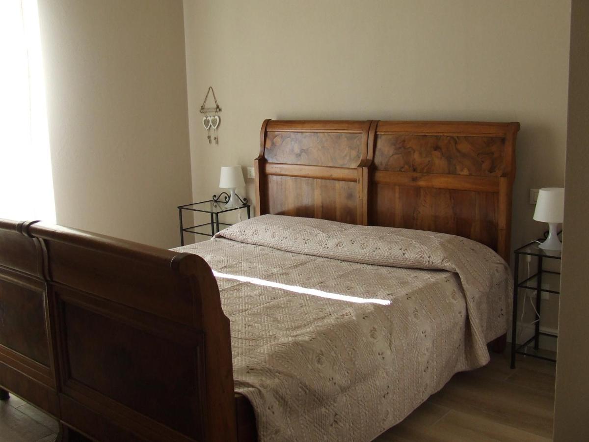 B&B Solstizio D'Estate San Felice del Benaco Bagian luar foto