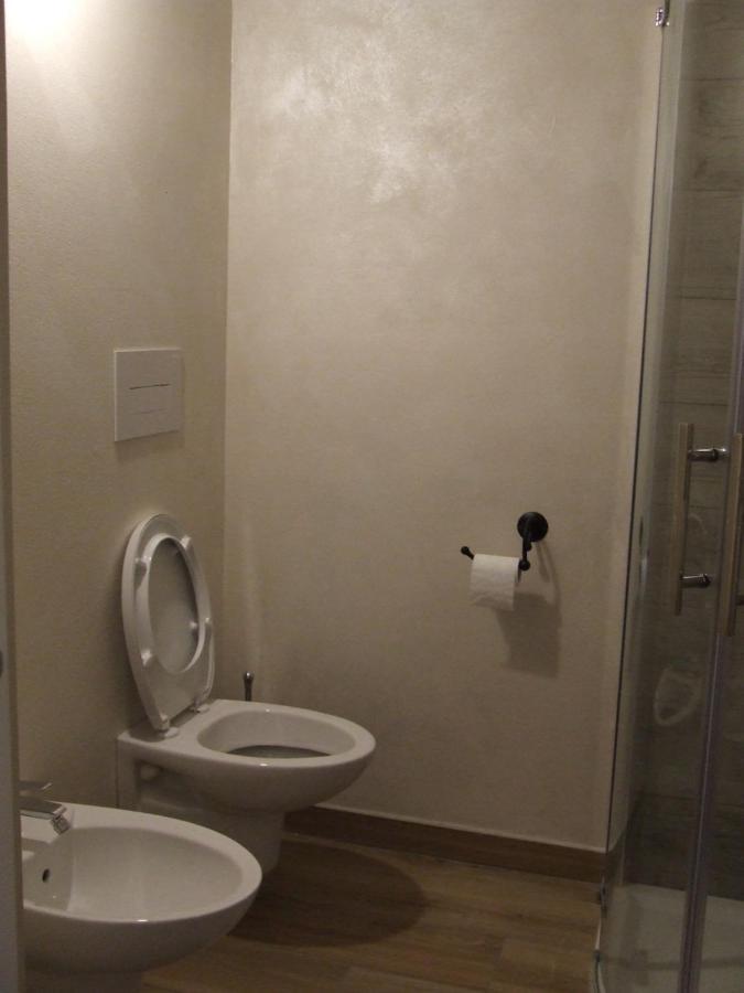 B&B Solstizio D'Estate San Felice del Benaco Bagian luar foto