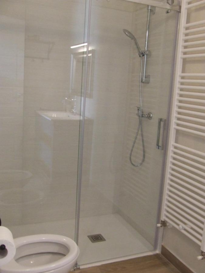 B&B Solstizio D'Estate San Felice del Benaco Bagian luar foto